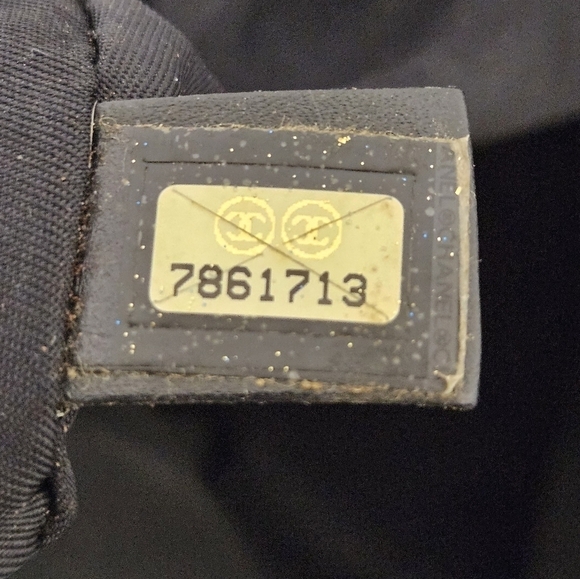 CHANEL 2002 Travel Ligne Monogram Tote Bag in Black Nylon - Picture 11 of 16